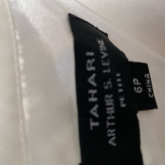 Tahari white lace dress - Picture 3 of 4